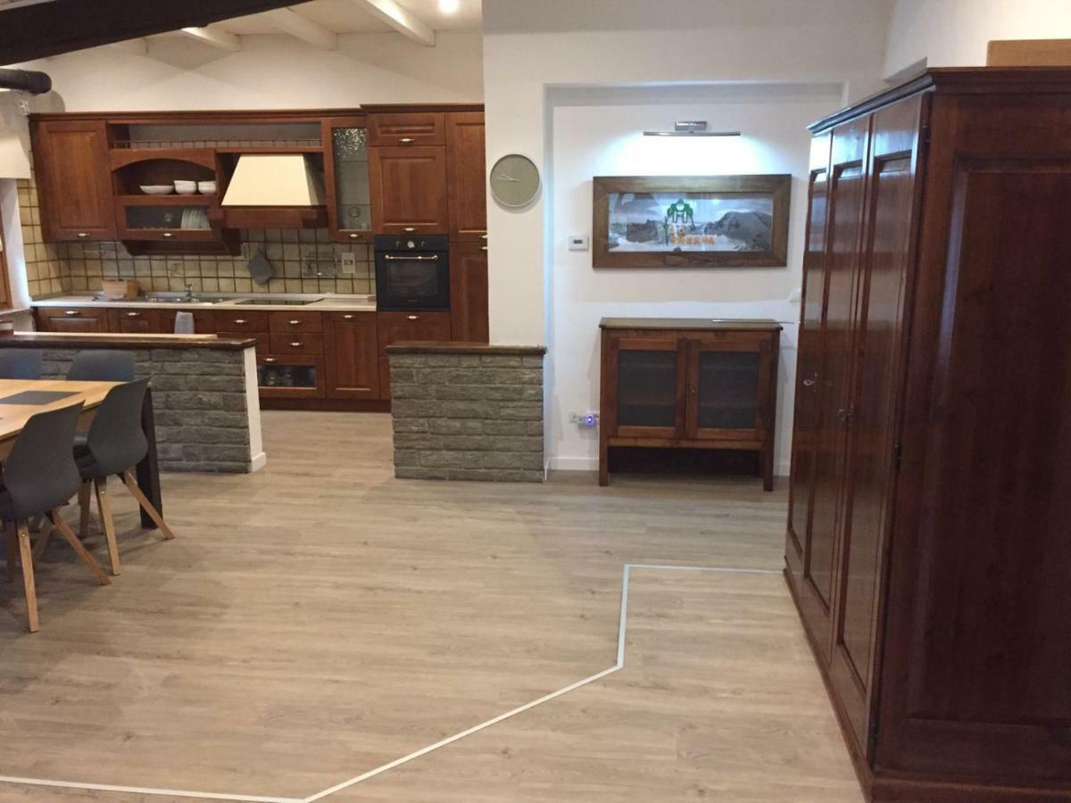 Lo Sherpa Holiday Home Aosta Exterior foto