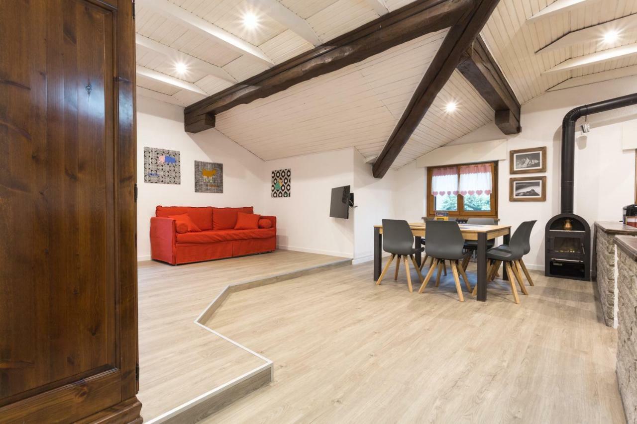 Lo Sherpa Holiday Home Aosta Exterior foto