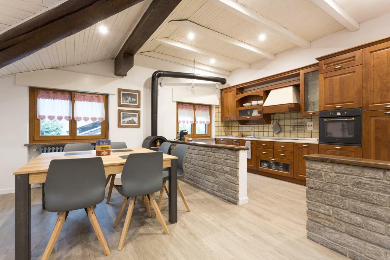 Lo Sherpa Holiday Home Aosta Exterior foto