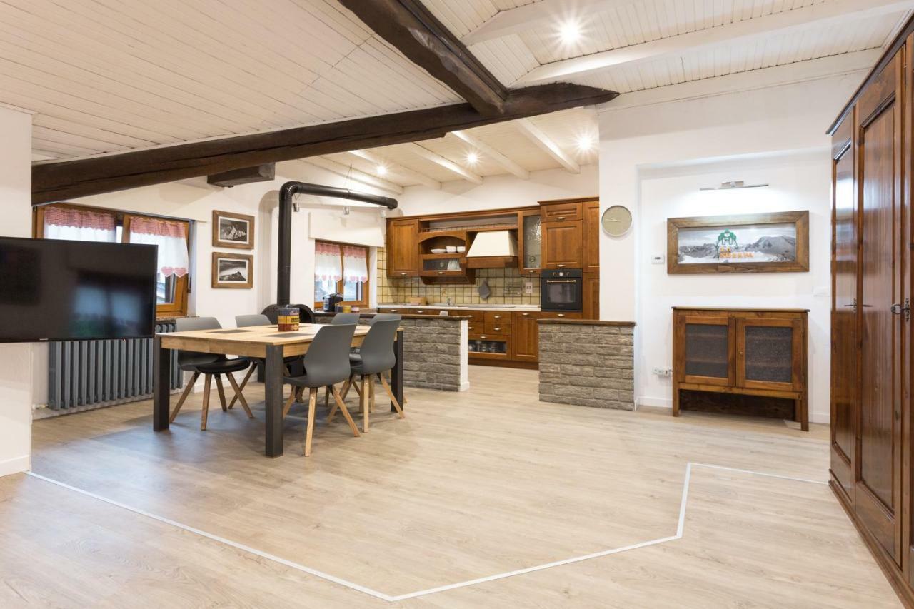 Lo Sherpa Holiday Home Aosta Exterior foto